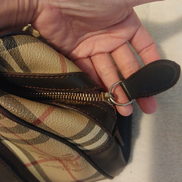 Authentic Burberry Hand Bag - Picture 5 of 15